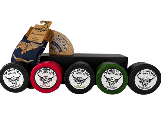 5 Cheese Gift Box with Oatcakes, Chutney and Socks